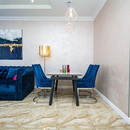 Luxury For Business & Pleasure Royal 3 Apartment Киев Екстериор снимка
