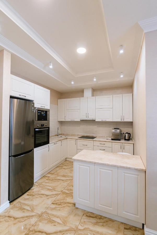 Luxury For Business & Pleasure Royal 3 Apartment Киев Екстериор снимка