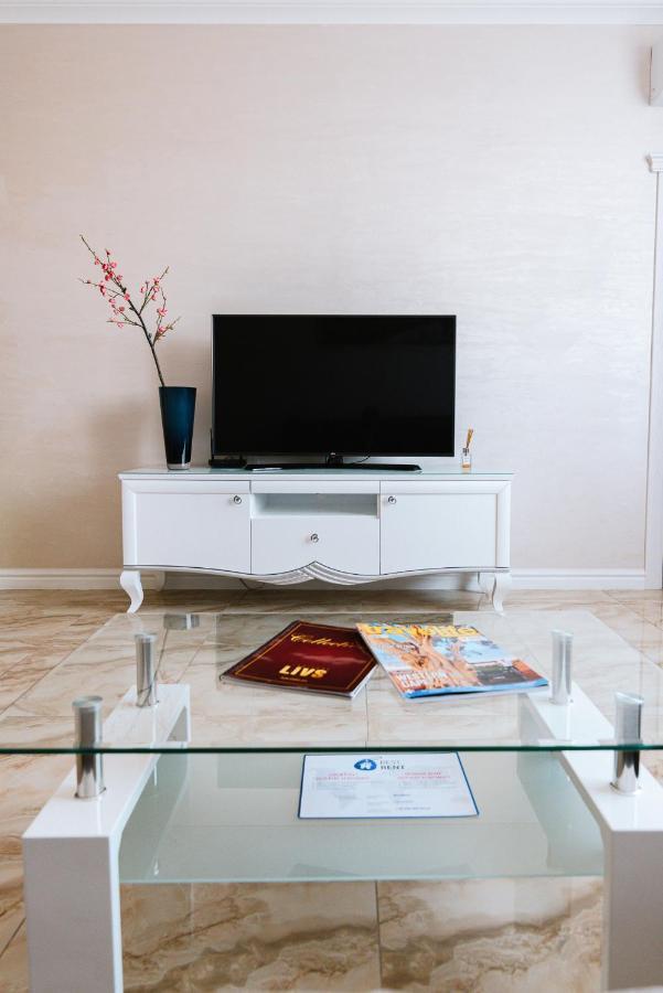 Luxury For Business & Pleasure Royal 3 Apartment Киев Екстериор снимка